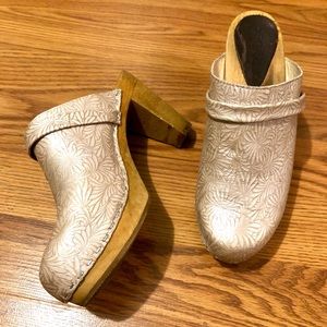 Sanita Danish Silver Floral Embossed Heeled Clogs